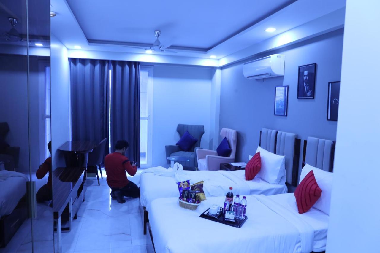 Vaabi Saabi Hotel Gurgaon Ngoại thất bức ảnh